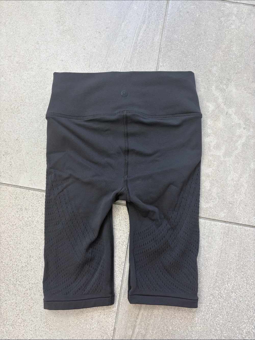 Lululemon size 4 women Bike Shorts